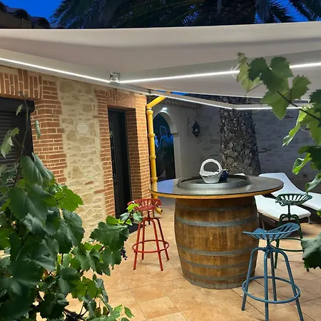 Bed & Breakfast Domaine & Spa Mas Dels Esquirols