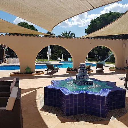 Bed & Breakfast Domaine & Spa Mas Dels Esquirols