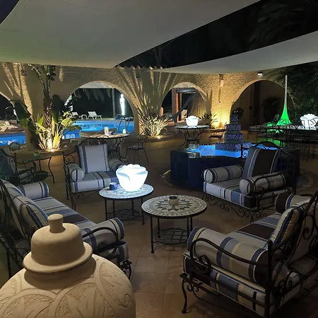 Bed & Breakfast Domaine & Spa Mas Dels Esquirols