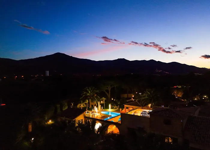 D'hôtes&spa Mas Dels Esquirols Alojamento de Acomodação e Pequeno-almoço Saint-André